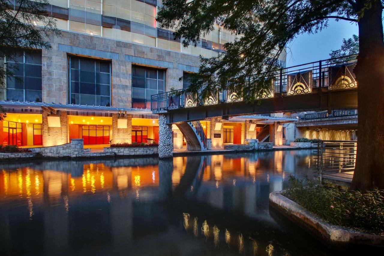Drury Plaza Hotel San Antonio Riverwalk Exterior foto